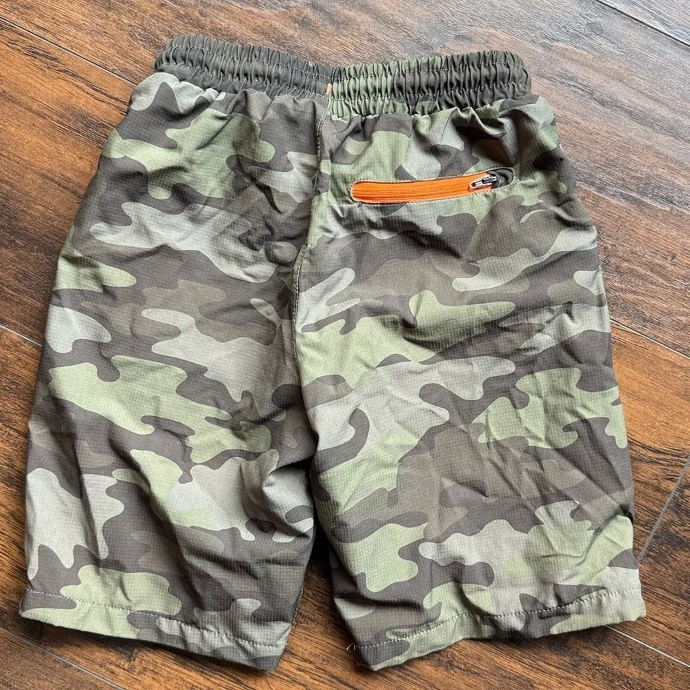 Eddie Bauer Swim Trunks camo boys size small (H12)